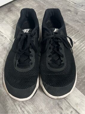 Nike Black and White Mesh Athletic Sneakers